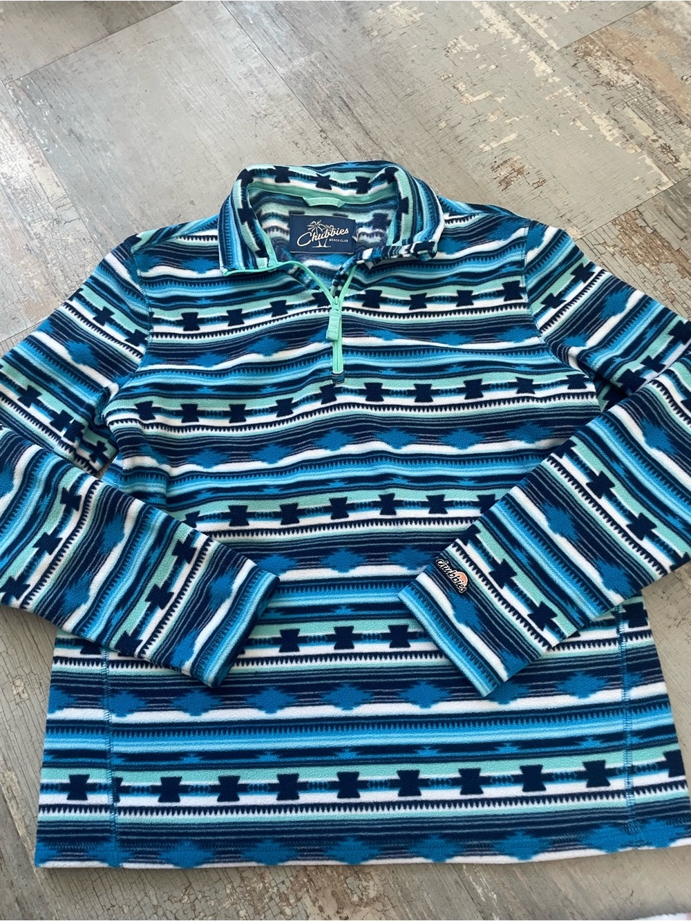 NWOT Chubbies Southwestern Aztec Blue Print Fleece Quarter Zip Pullover
Mens S